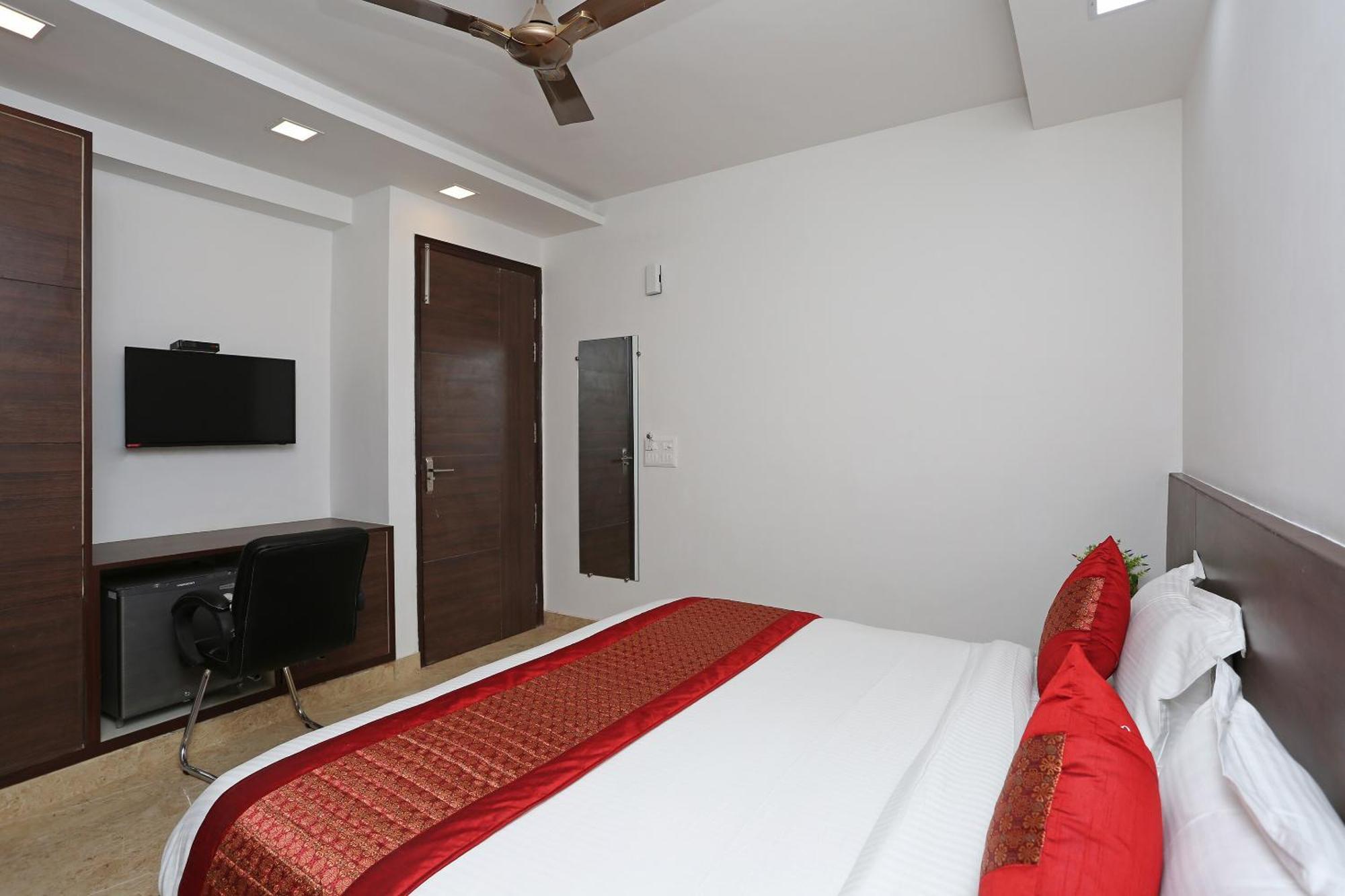 Hotel O Green Residency Near Appu Ghar Gurgaon Exterior photo